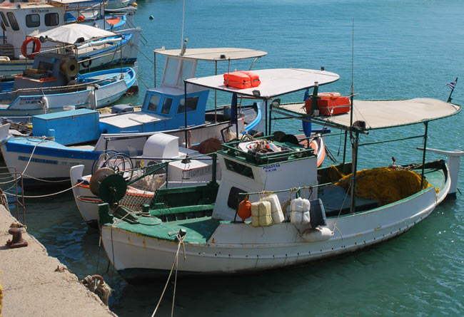 bateaux pèche port Héraklion